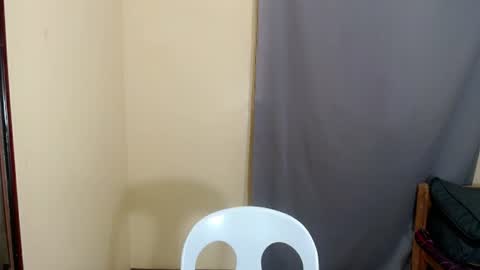 Mae online show from June 27, 2026, 2:01 pm