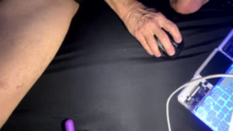 swimjock92262 online show from April 3, 2026, 12:19 am