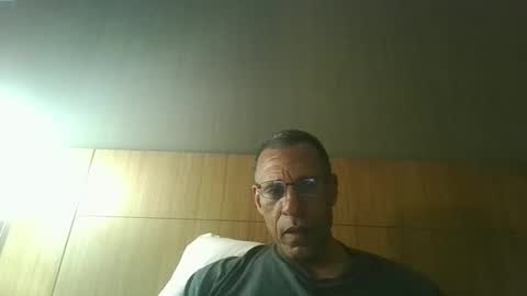 swimmerbod2495 online show from April 1, 2026, 2:34 am