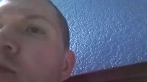 Snapshot of swirlcple69 chatting on February 24, 2026, 9:40 am swirlcple69 online show from February 24, 2026, 9:40 am