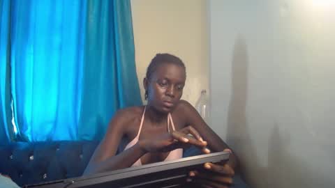 Melany  online show from July 25, 2026, 5:49 am