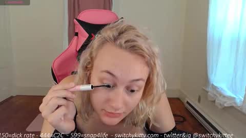 Snapshot of switchykitty chatting on September 10, 2025, 7:03 pm ashley blayde online show from September 10, 2025, 7:03 pm