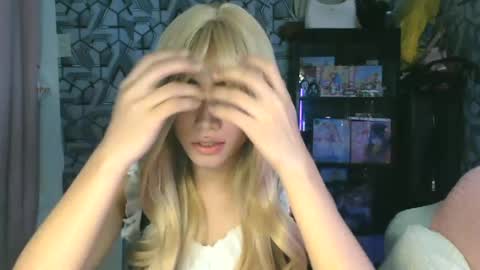 sydnyxox1 online show from July 8, 2026, 6:45 pm