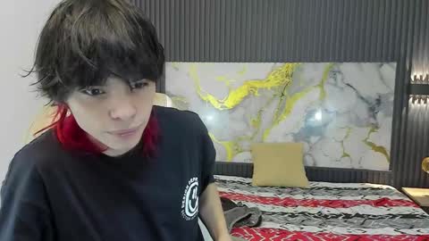 Snapshot of sylasfrost chatting on December 19, 2025, 7:54 pm sylasfrost online show from December 19, 2025, 7:54 pm