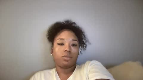 Sylena online show from October 20, 2025, 6:58 am