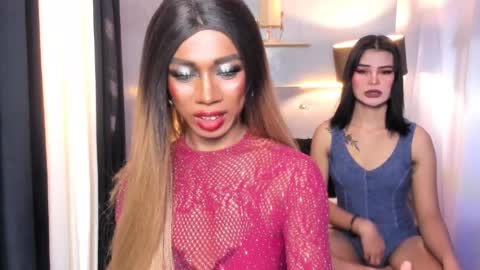 sylviafoxxx online show from May 24, 2026, 1:32 am