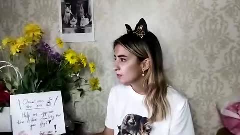 Emily online show from July 28, 2026, 6:20 pm