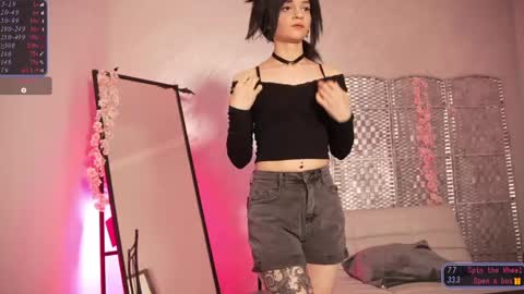 Snapshot of sylvie_fey chatting on May 4, 2026, 2:07 am Sylvie online show from May 4, 2026, 2:07 am
