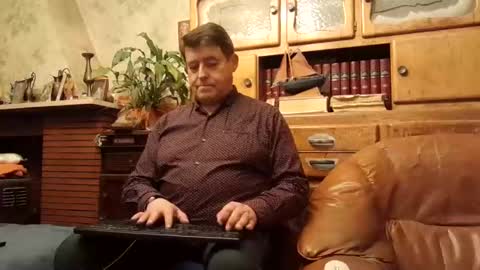 Snapshot of sympa_trique chatting on January 17, 2025, 5:08 pm sympa_trique online show from January 17, 2025, 5:08 pm