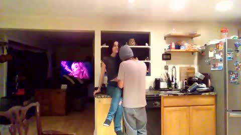 Snapshot of synthiansoup chatting on December 3, 2025, 2:08 am synthiansoup online show from December 3, 2025, 2:08 am