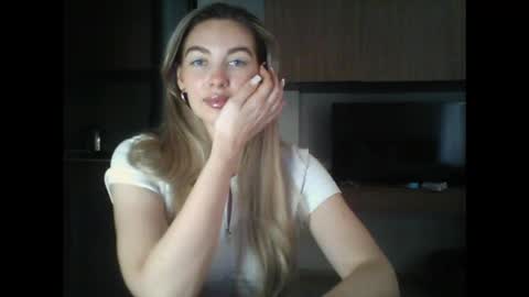 Snapshot of syrami chatting on February 21, 2026, 7:20 am syrami online show from February 21, 2026, 7:20 am