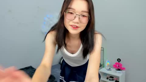Yuki online show from June 4, 2026, 2:01 pm