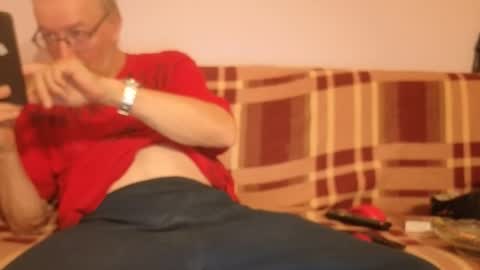 szaszinno6669068 online show from September 13, 2025, 7:57 pm