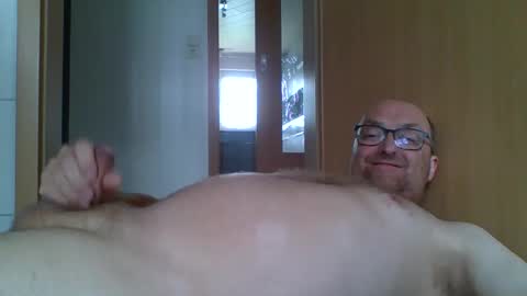 Snapshot of t0815 chatting on May 15, 2026, 7:15 am t0815 online show from May 15, 2026, 7:15 am