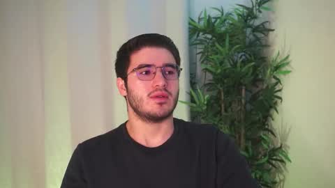 t0ny_wylie online show from March 19, 2026, 7:01 am