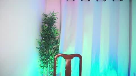 t0ny_wylie online show from June 16, 2026, 11:35 am