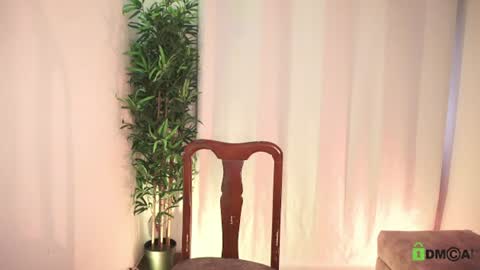 t0ny_wylie online show from July 26, 2026, 3:52 pm