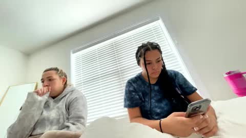 Snapshot of t_princess_t chatting on February 14, 2025, 5:03 pm t_princess_t online show from February 14, 2025, 5:03 pm