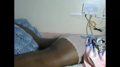 Tray online show from October 19, 2025, 1:56 pm