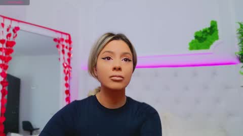 Arianna online show from February 28, 2025, 4:20 pm