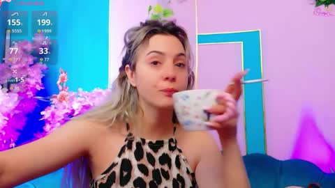 Arianna online show from June 4, 2026, 12:33 pm