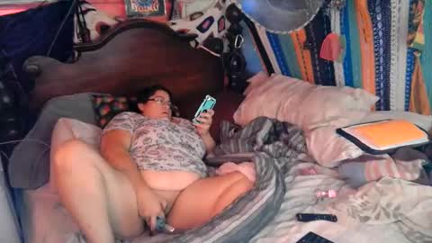 Snapshot of tacosonmymind chatting on February 26, 2025, 9:05 pm Taco online show from February 26, 2025, 9:05 pm