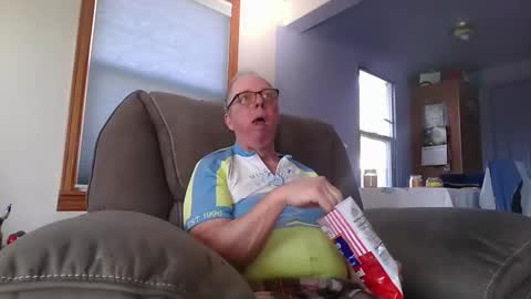 tacrunner66_ online show from March 5, 2025, 10:43 pm