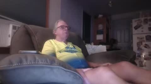 tacrunner66_ online show from September 22, 2025, 2:57 am