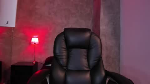 tadeo_vega online show from December 21, 2025, 11:28 am