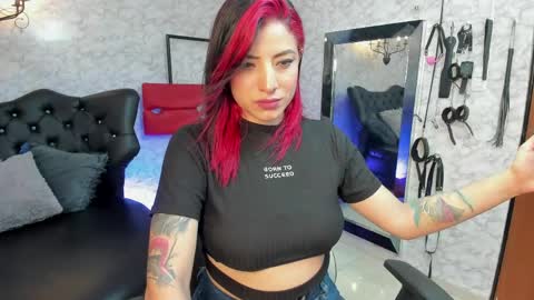 Tafita  online show from May 1, 2026, 10:58 pm