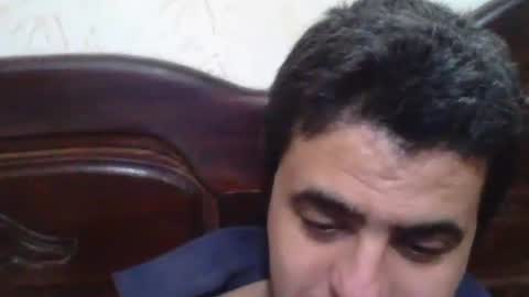 tahtouhafakroune12 online show from February 14, 2026, 7:32 pm