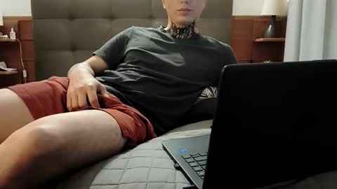 Snapshot of tai_v chatting on December 3, 2025, 6:21 am tal online show from December 3, 2025, 6:21 am