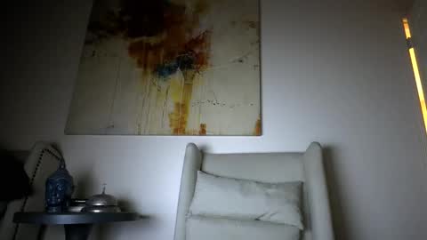 TaiBoi online show from April 3, 2026, 5:27 am