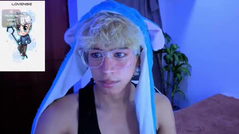 taichi online show from November 17, 2025, 7:47 am