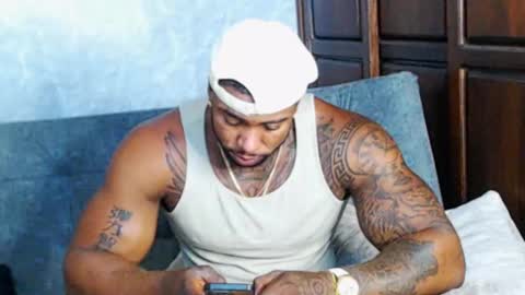 Tairon Tucke online show from January 15, 2025, 1:02 am