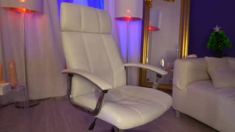 Margo online show from December 28, 2024, 4:51 am