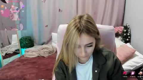 Taisia online show from February 11, 2026, 9:03 am