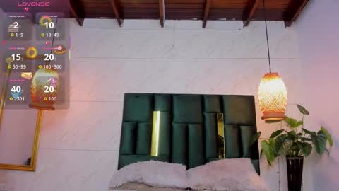 Snapshot of taissa_ chatting on September 27, 2025, 8:47 pm Taissa online show from September 27, 2025, 8:47 pm