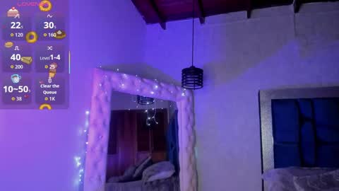 Snapshot of taissa_ chatting on October 22, 2025, 8:41 pm Taissa online show from October 22, 2025, 8:41 pm