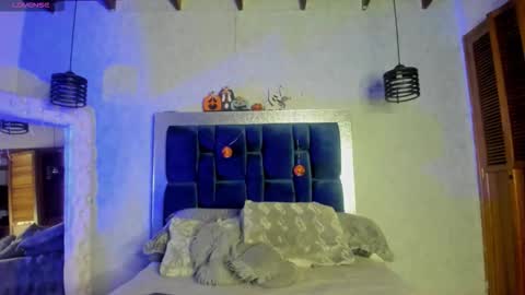 Snapshot of taissa_ chatting on November 1, 2025, 12:12 am Taissa online show from November 1, 2025, 12:12 am