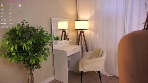 Jessi online show from September 9, 2025, 1:05 am