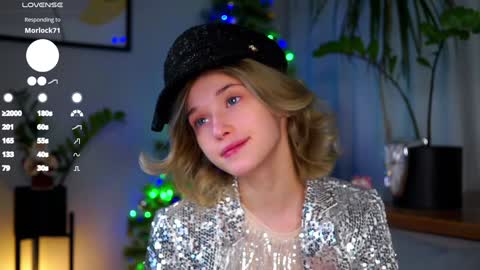 Mia online show from December 30, 2024, 7:15 am