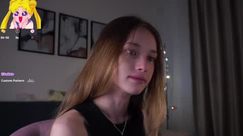 Mia online show from March 10, 2026, 1:21 am