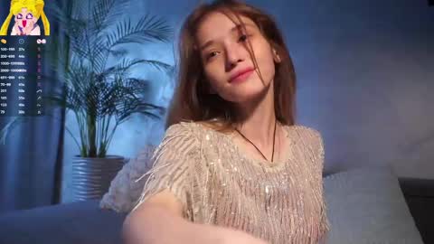 Mia online show from April 6, 2026, 4:46 am