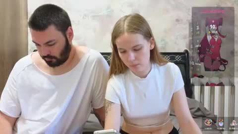 taiti_fox_cub online show from September 11, 2025, 7:41 am