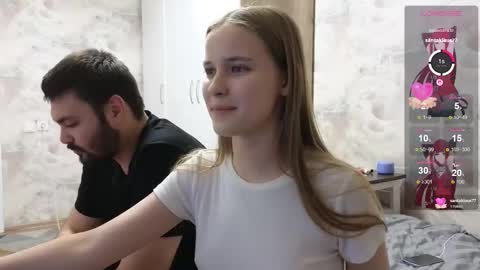 taiti_fox_cub online show from November 8, 2025, 6:29 pm