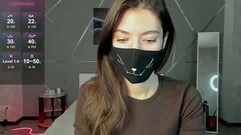 Snapshot of take_me_to_moon chatting on September 16, 2025, 1:28 am Sasha online show from September 16, 2025, 1:28 am