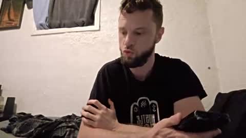 Snapshot of talenjames chatting on July 1, 2026, 1:18 am Talen James online show from July 1, 2026, 1:18 am