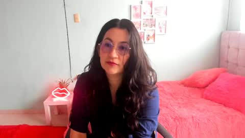 Talia  mia online show from June 3, 2026, 12:41 pm