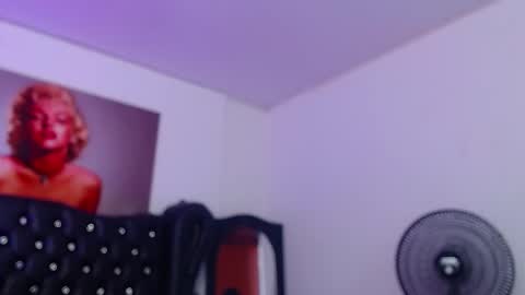 Snapshot of taliana36 chatting on February 12, 2025, 1:59 pm taliana36 online show from February 12, 2025, 1:59 pm